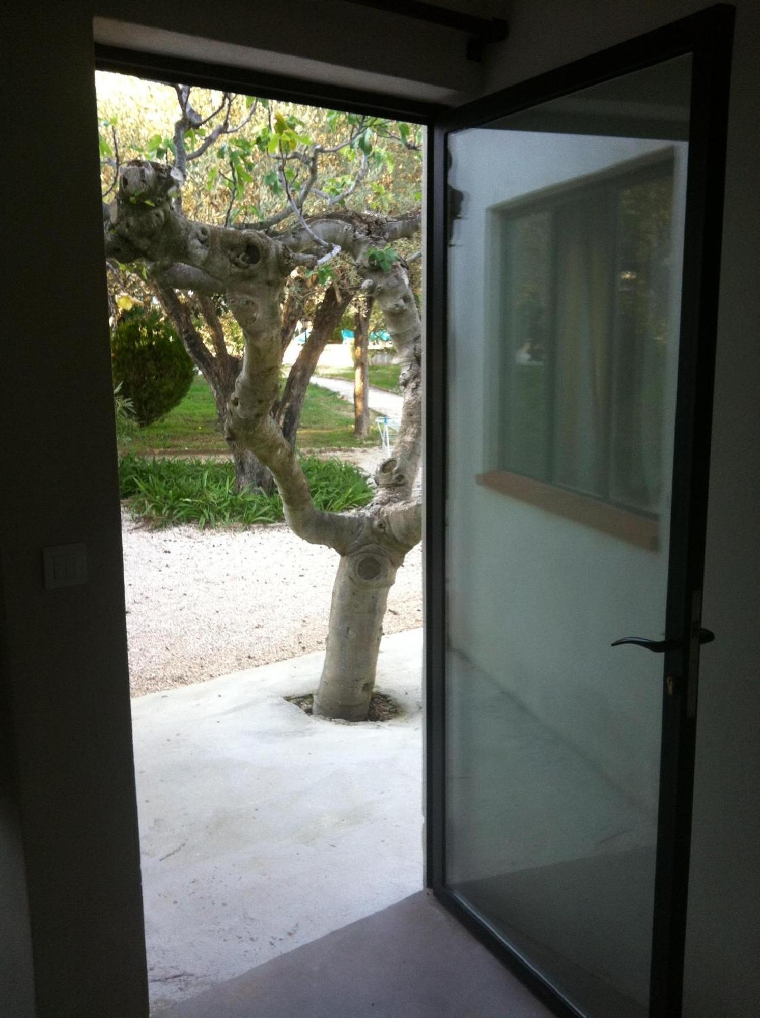 Du Cote De Chez Soi Hotel La Ciotat Bilik gambar