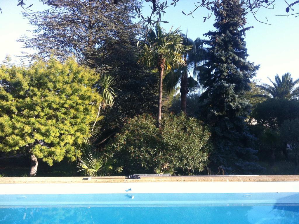 Du Cote De Chez Soi Hotel La Ciotat Luaran gambar