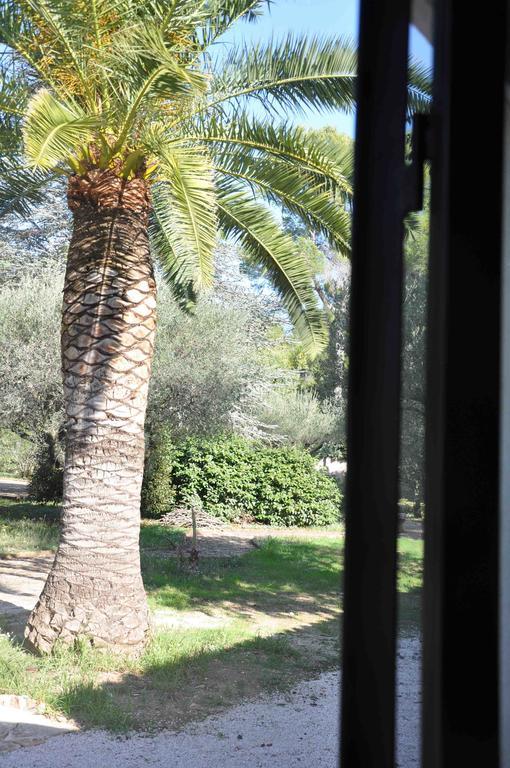 Du Cote De Chez Soi Hotel La Ciotat Bilik gambar