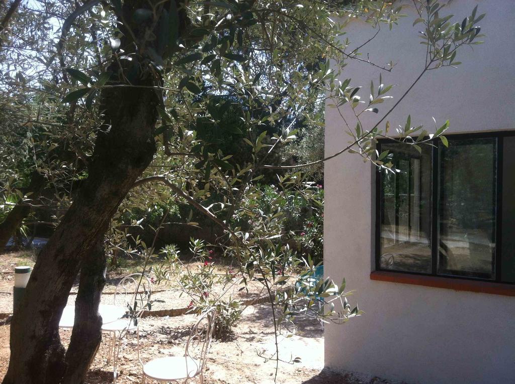 Du Cote De Chez Soi Hotel La Ciotat Bilik gambar